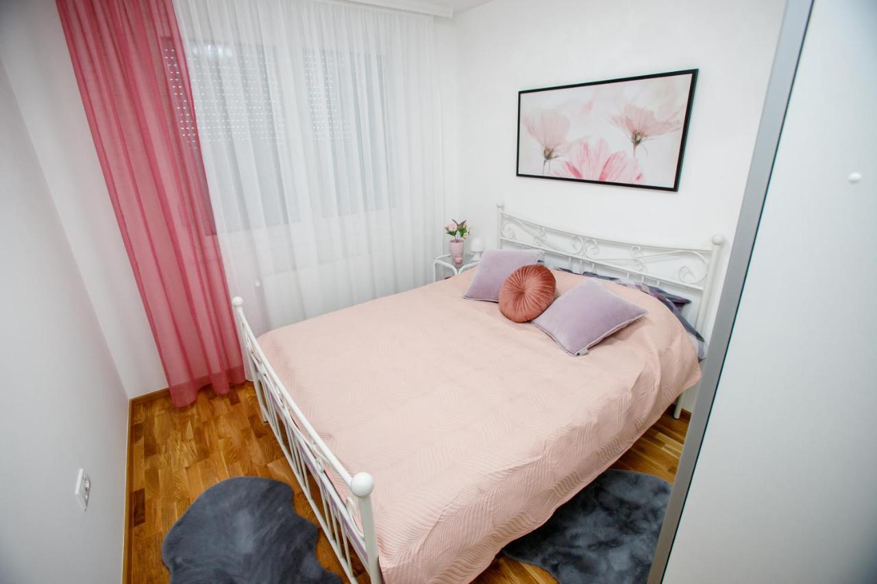 Tik Tak Apartman Subotica Esterno foto