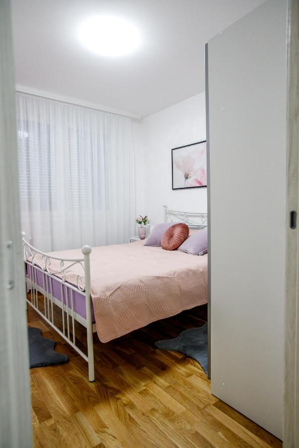 Tik Tak Apartman Subotica Esterno foto
